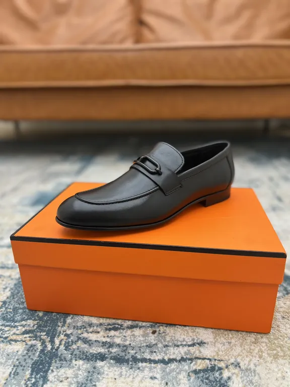 Hermes Shoe 